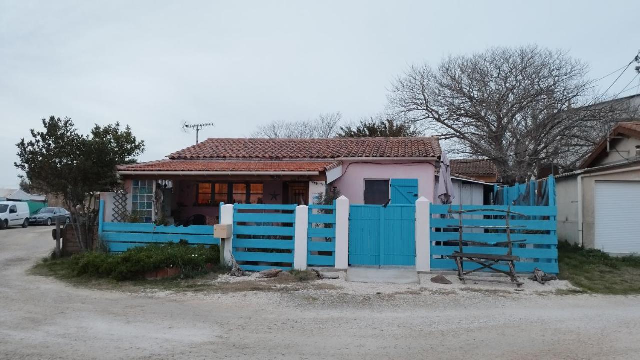 Une Maison Sur Une Presqu'Ile Port-Saint-Louis-du-Rhone Exterior photo